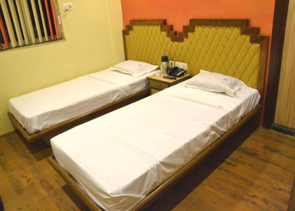 Hotel Rock Star Calcutta Kamer foto